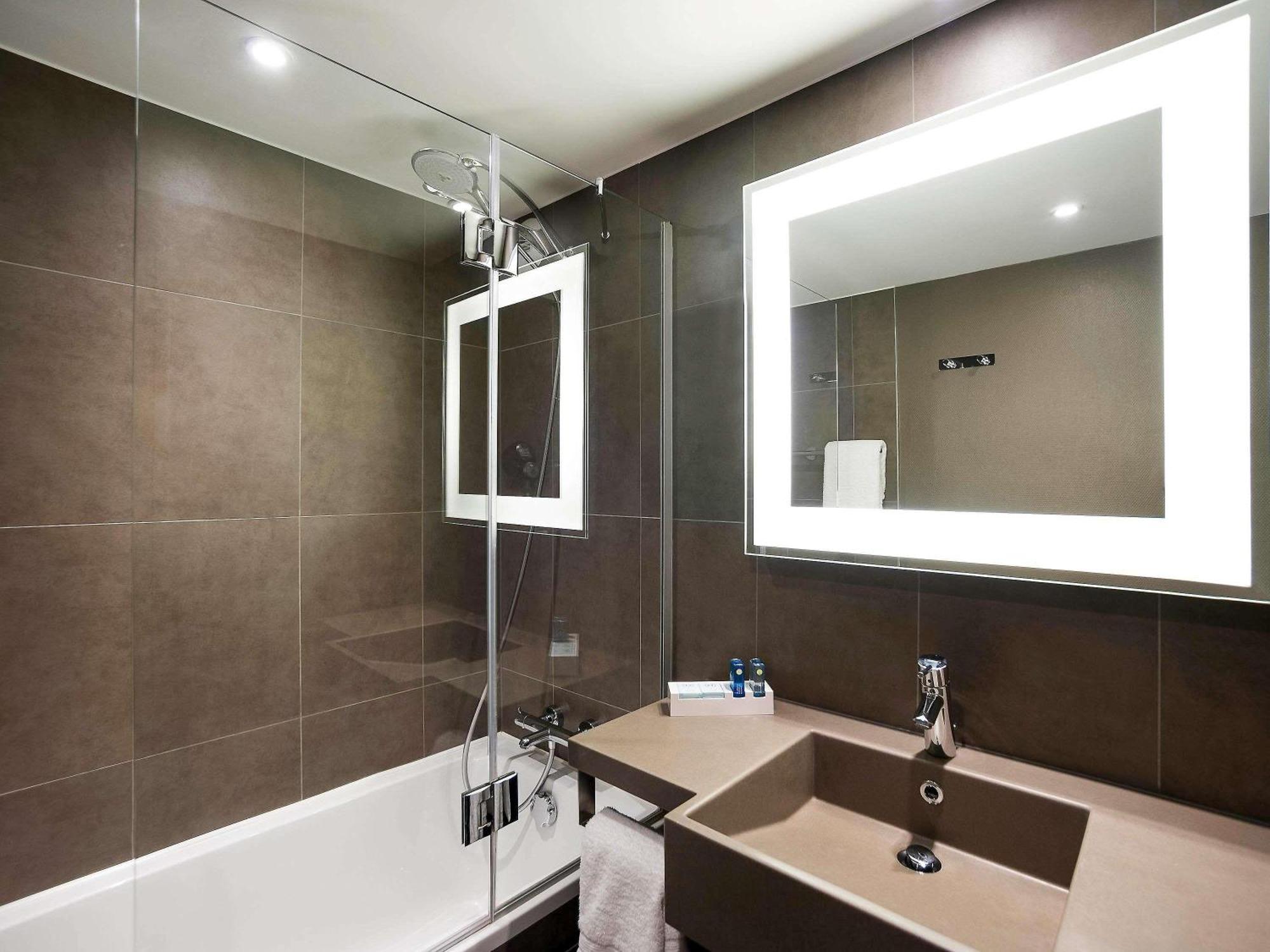 Superior Double Room - Courtyard Side
